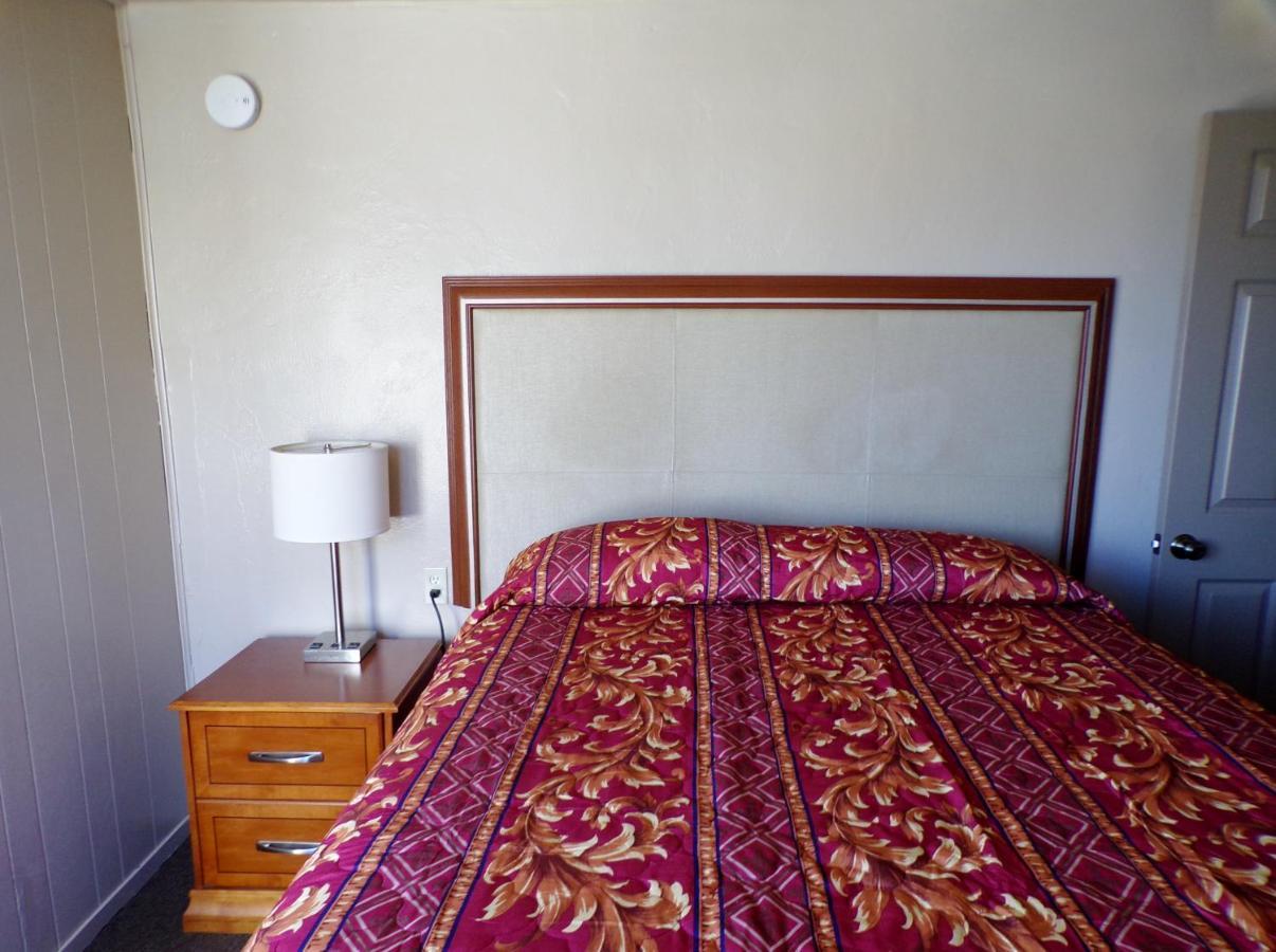 Cypress Tree Motel Каюкос Номер фото